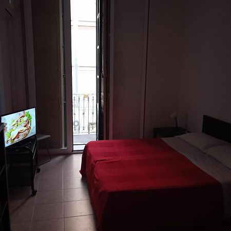 B&B Caravaggio Only 200 Metres From Ortigia Syrakus Exterior foto